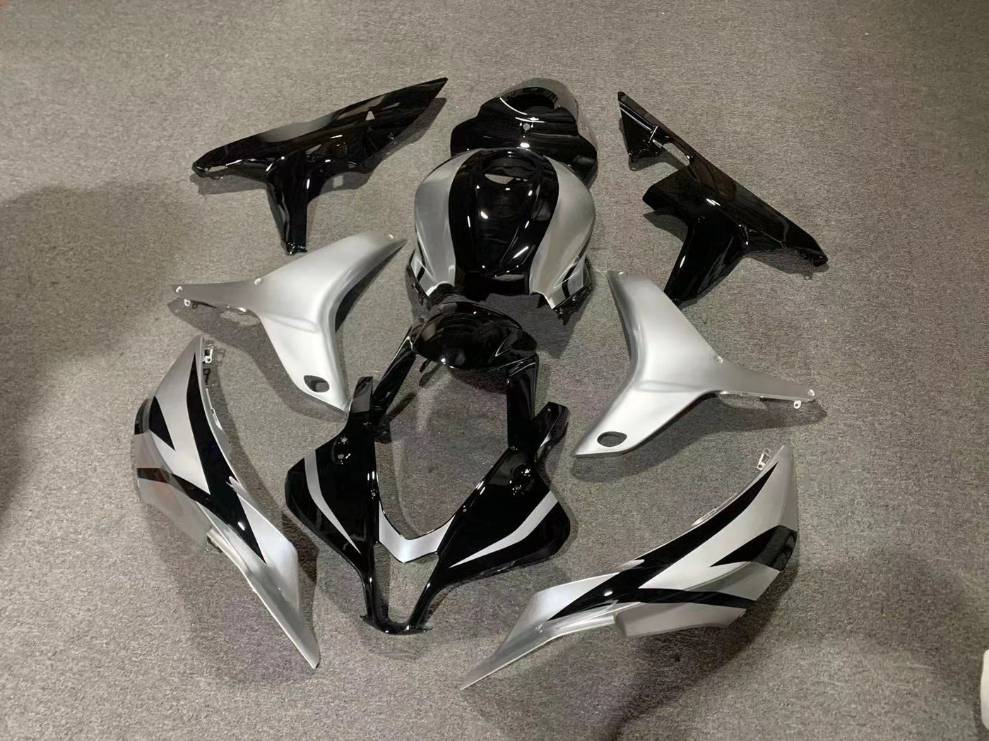 2007-2008 Honda CBR600RR Silver and Black Fairing Kit