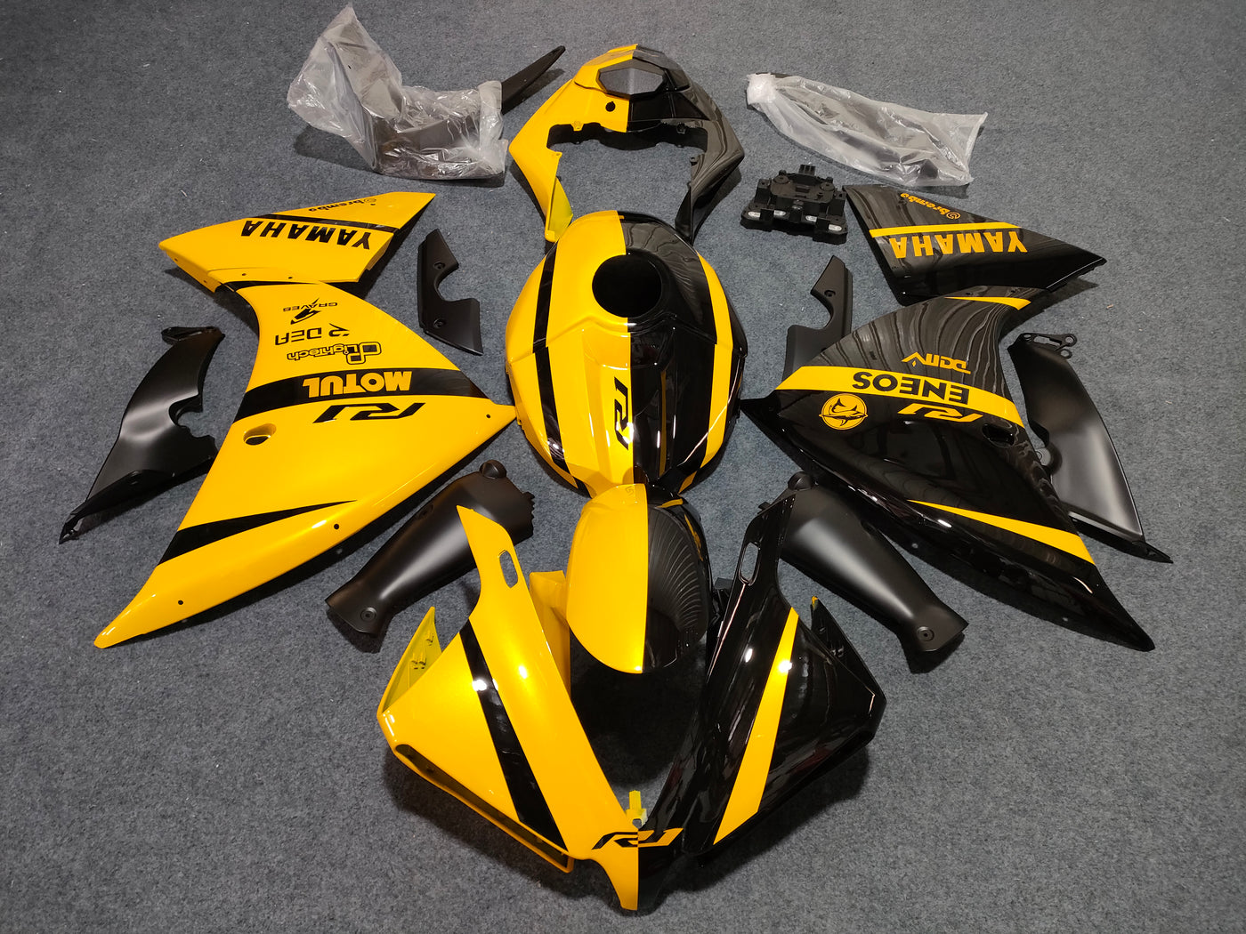 2012-2014 Yamaha YZF-R1 Pearl Yellow/black £¨ Tank Cover) Fairing Kit