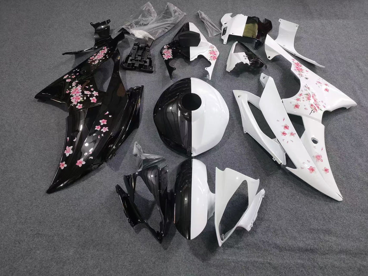 2008-2016 Yamaha YZF-R6 Glossy Black/white Fairing Kit