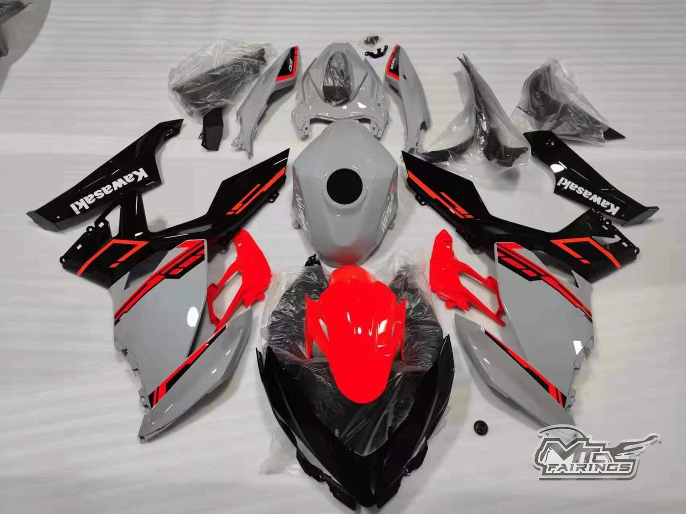 2017-2023 Kawasaki Ninja 400 Nardo Gray Fairing Kit