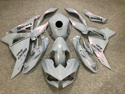 2024-2025 Kawasaki Ninja 500 Chameleon Gray/pink Fairing Kit
